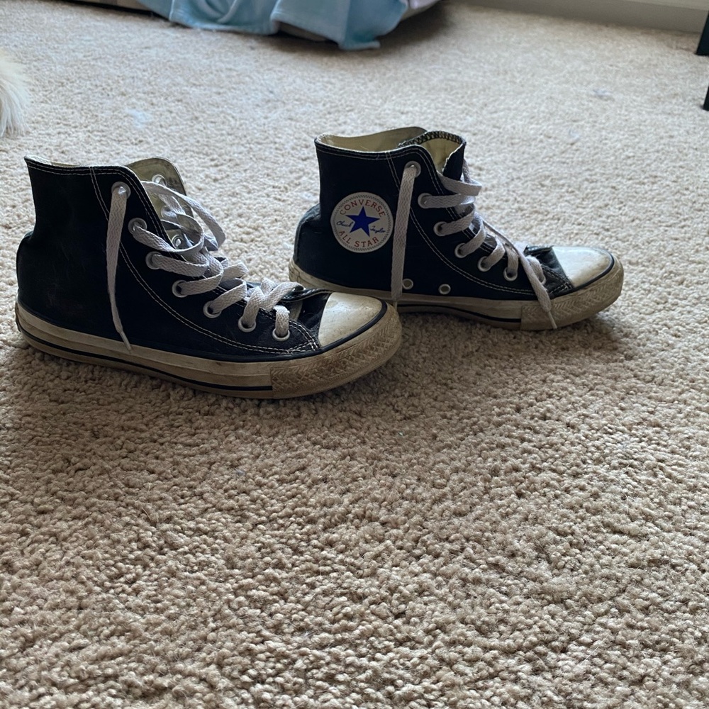 Black converse